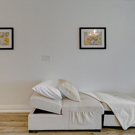 Globalstay Yonge St Condos Toronto Bagian luar foto