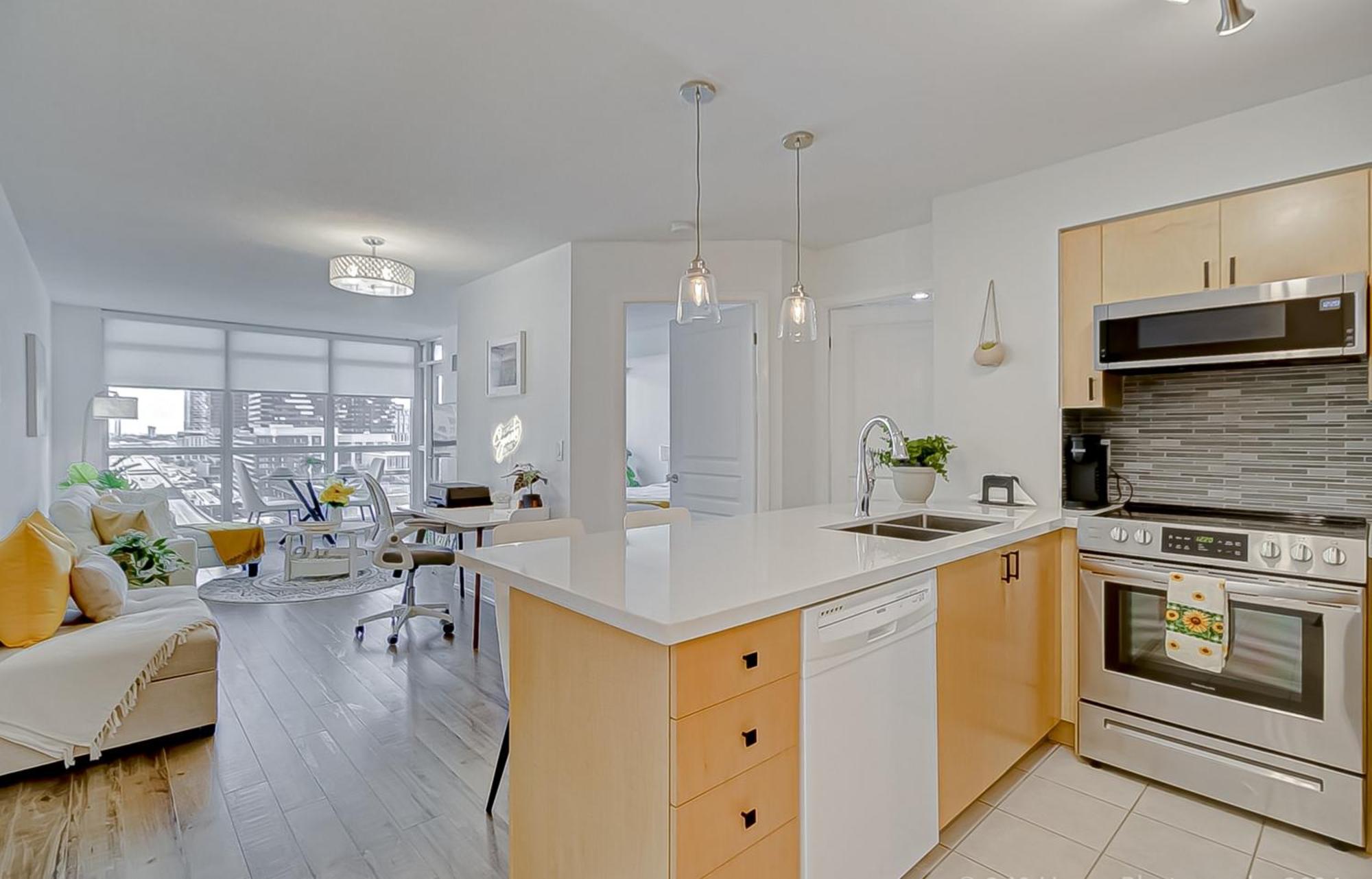 Globalstay Yonge St Condos Toronto Bagian luar foto
