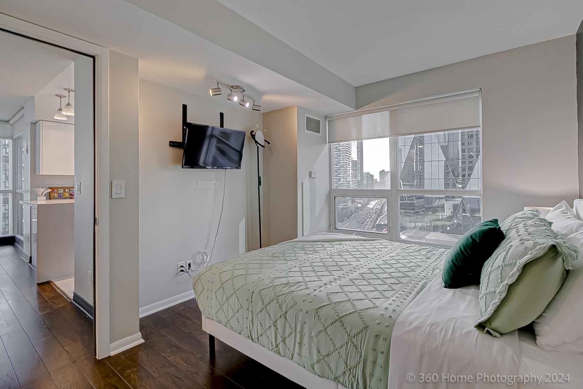 Globalstay Yonge St Condos Toronto Bagian luar foto
