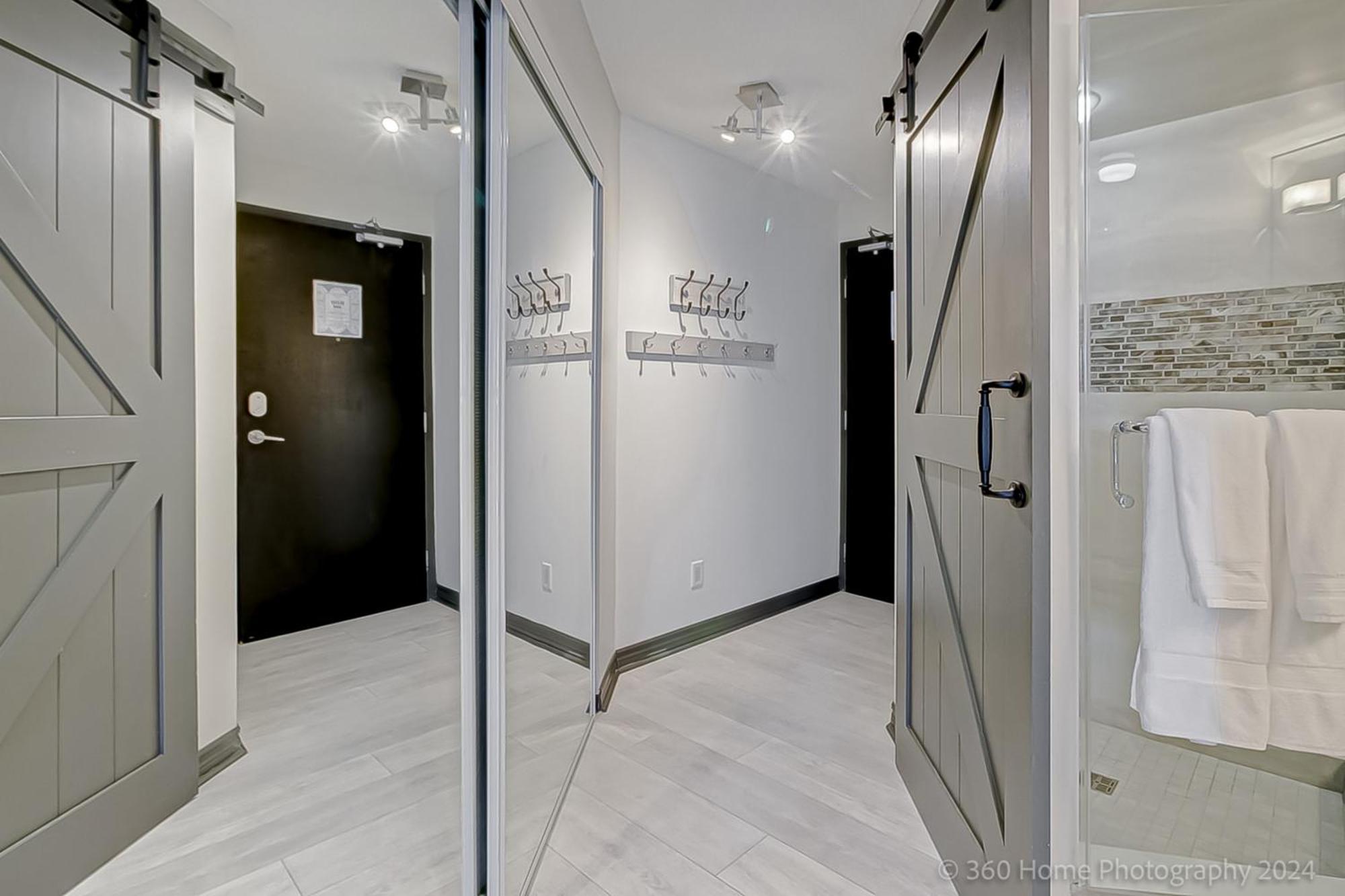 Globalstay Yonge St Condos Toronto Bagian luar foto