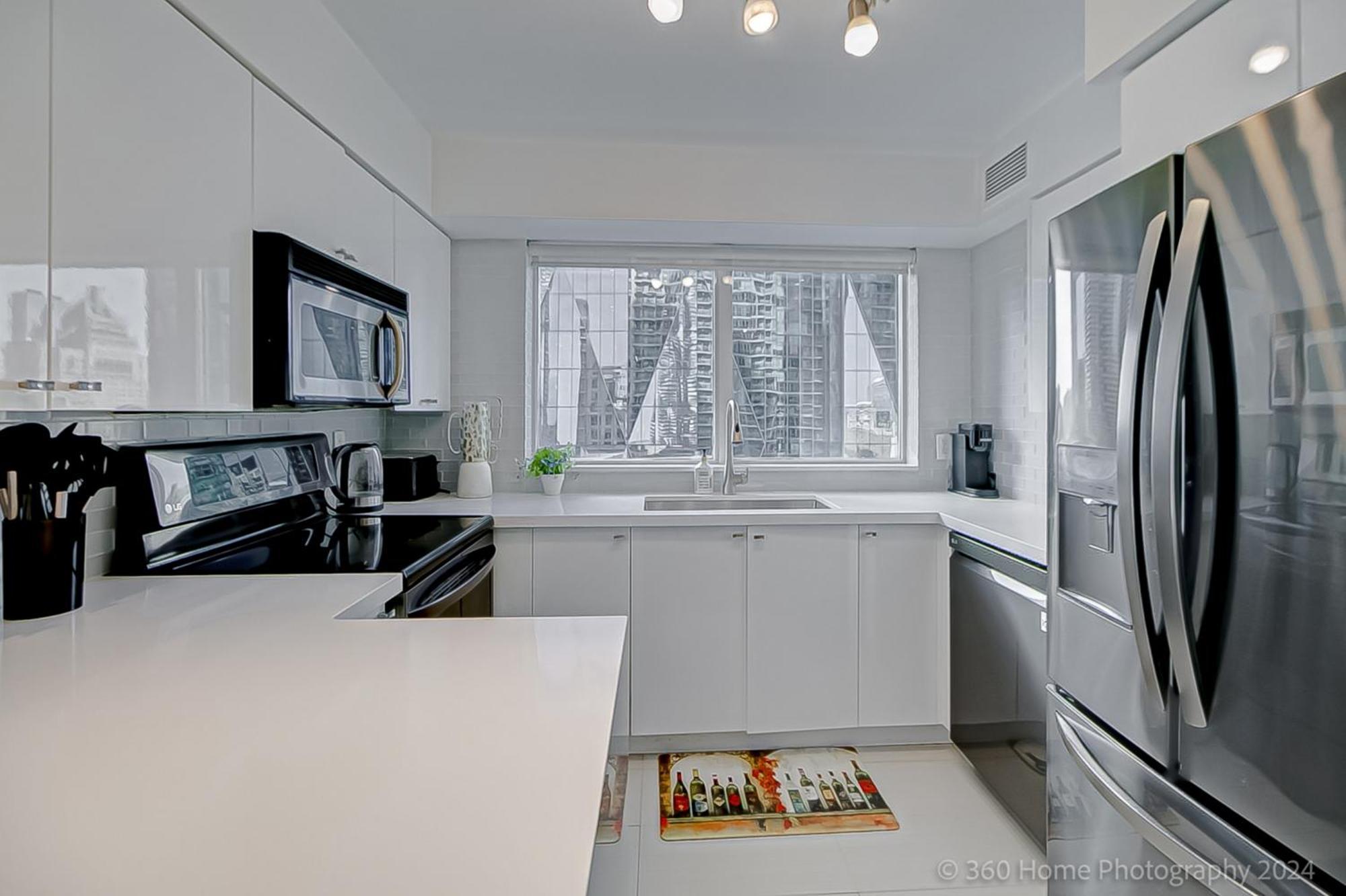 Globalstay Yonge St Condos Toronto Bagian luar foto