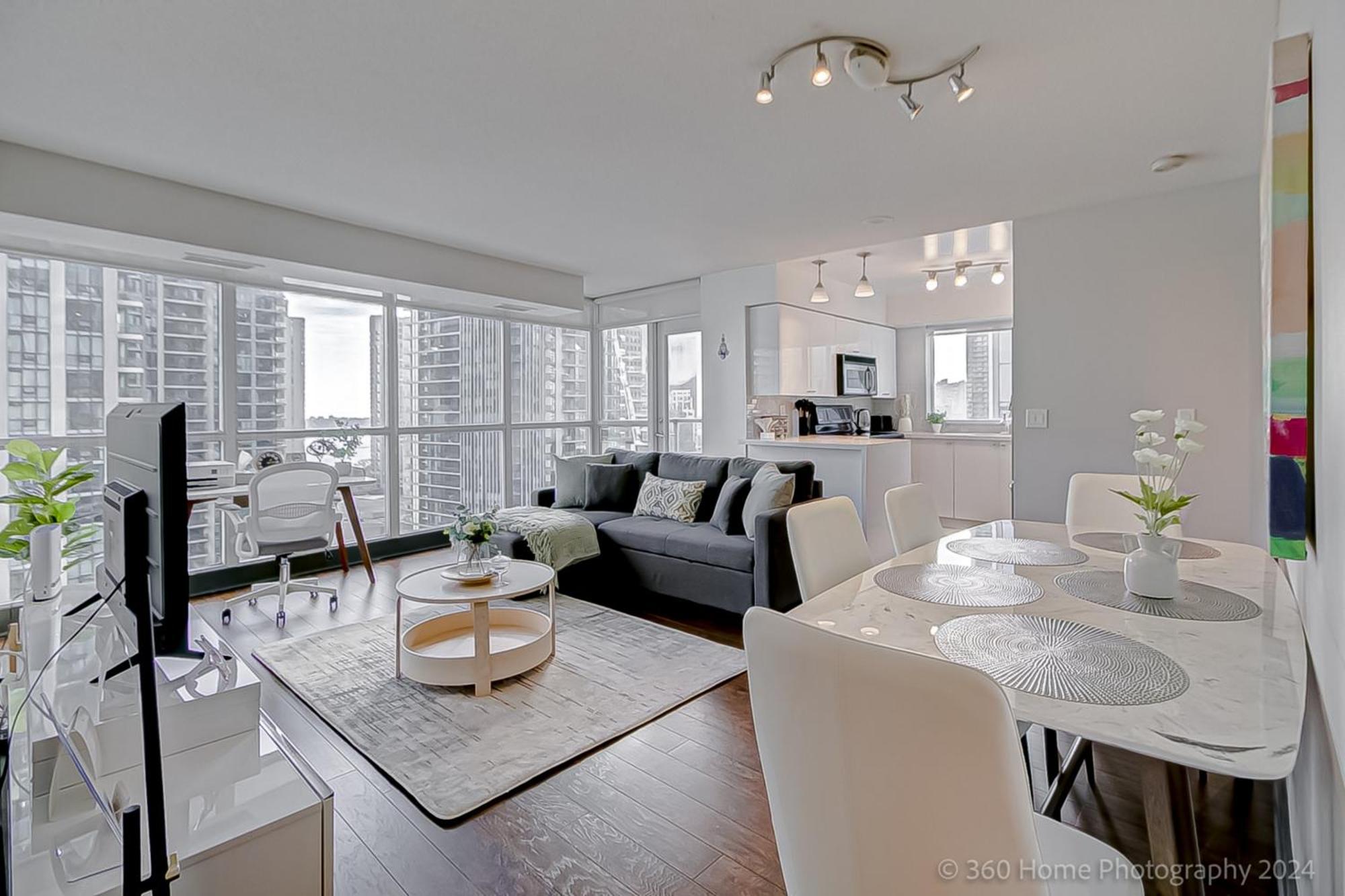 Globalstay Yonge St Condos Toronto Bagian luar foto